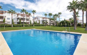 Cozy Apartment In Estepona With Swimming Pool